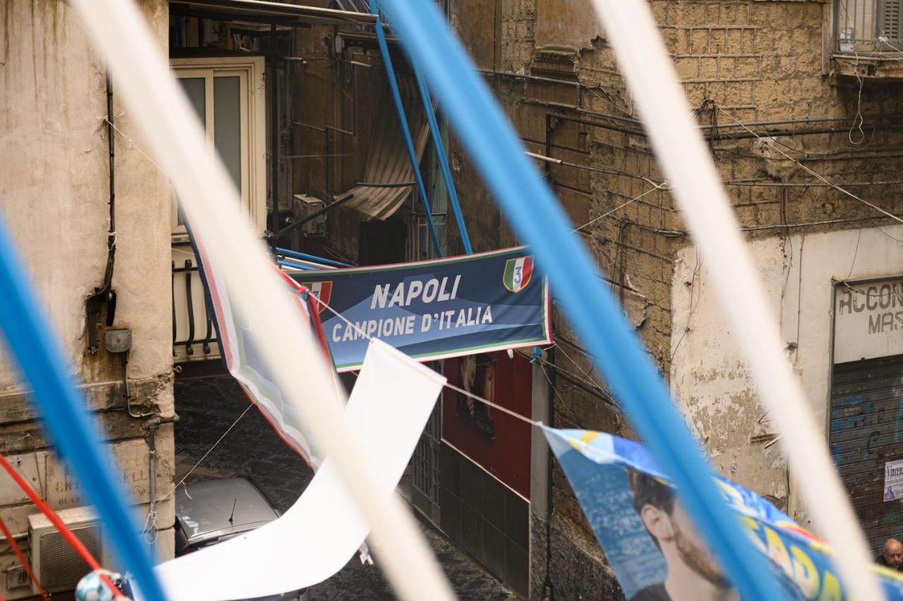 La Magnifica Napoli Apartments Gold House المظهر الخارجي الصورة