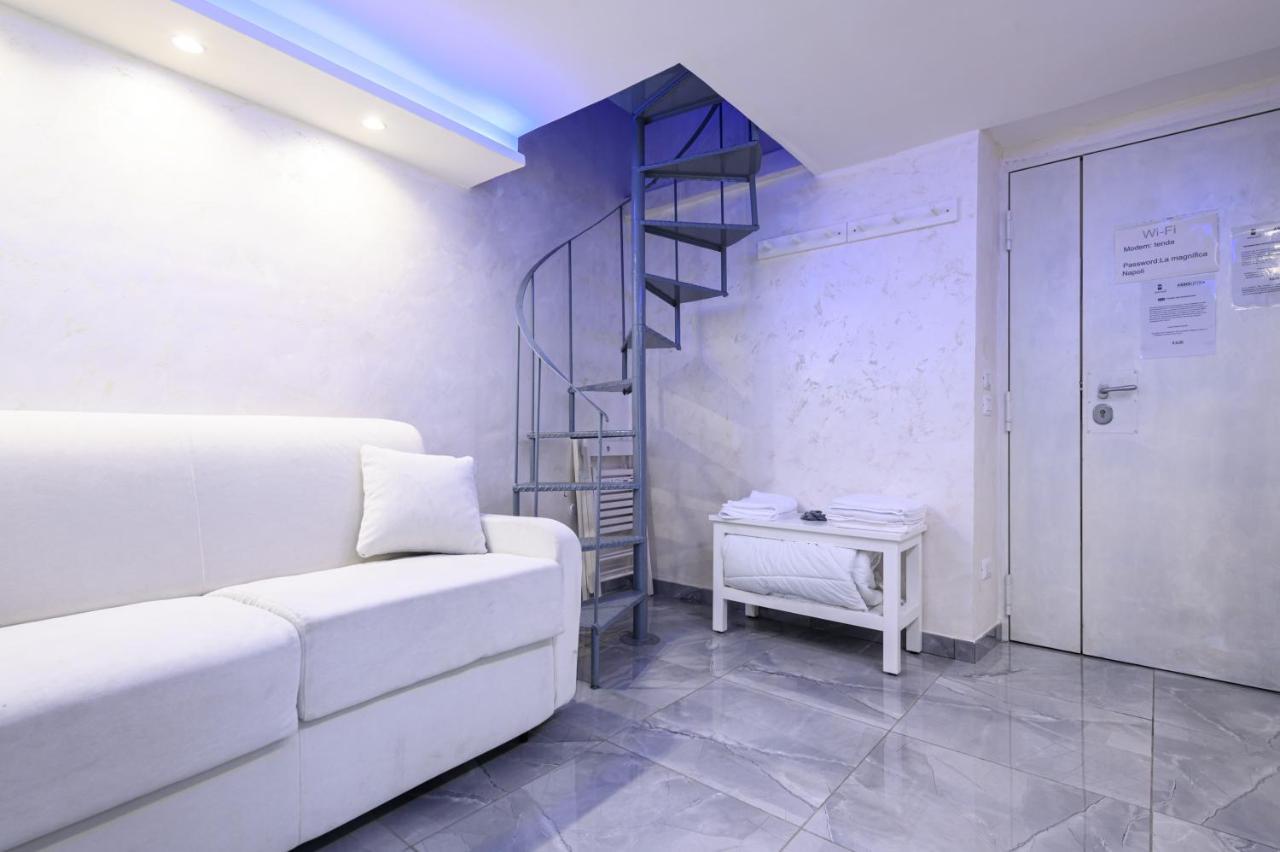 La Magnifica Napoli Apartments Gold House المظهر الخارجي الصورة